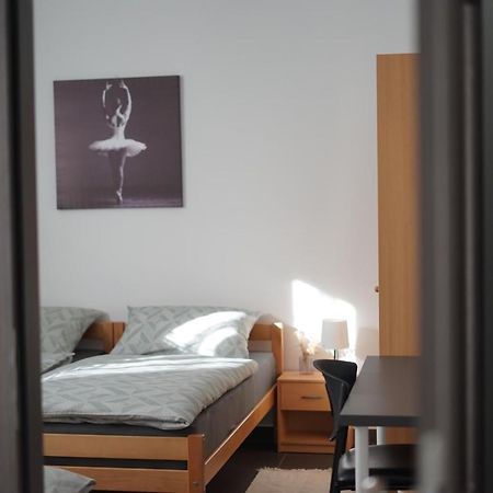 Apartman Erik Pozega Exteriör bild