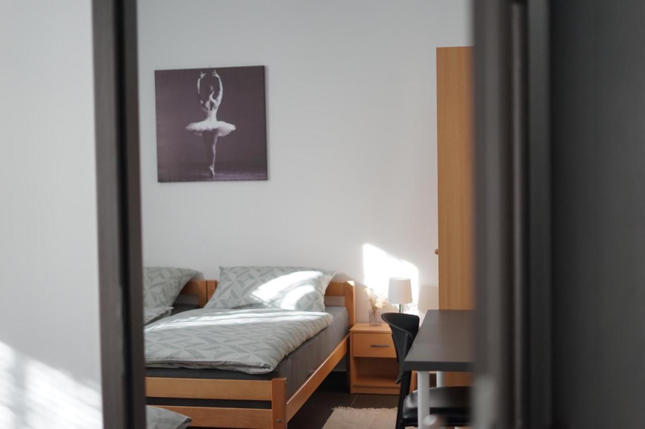 Apartman Erik Pozega Exteriör bild