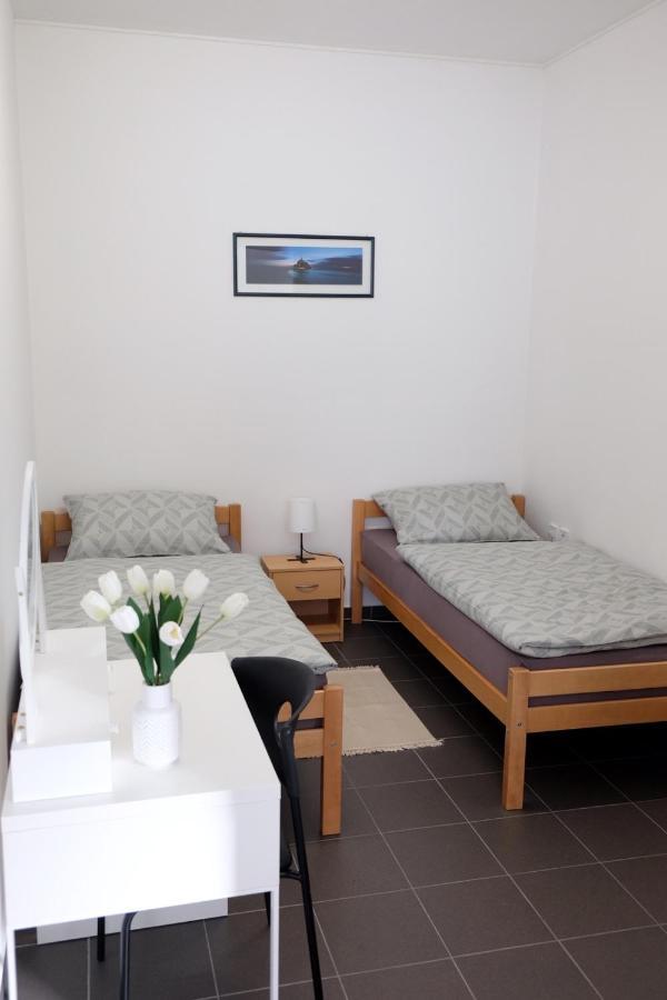 Apartman Erik Pozega Exteriör bild