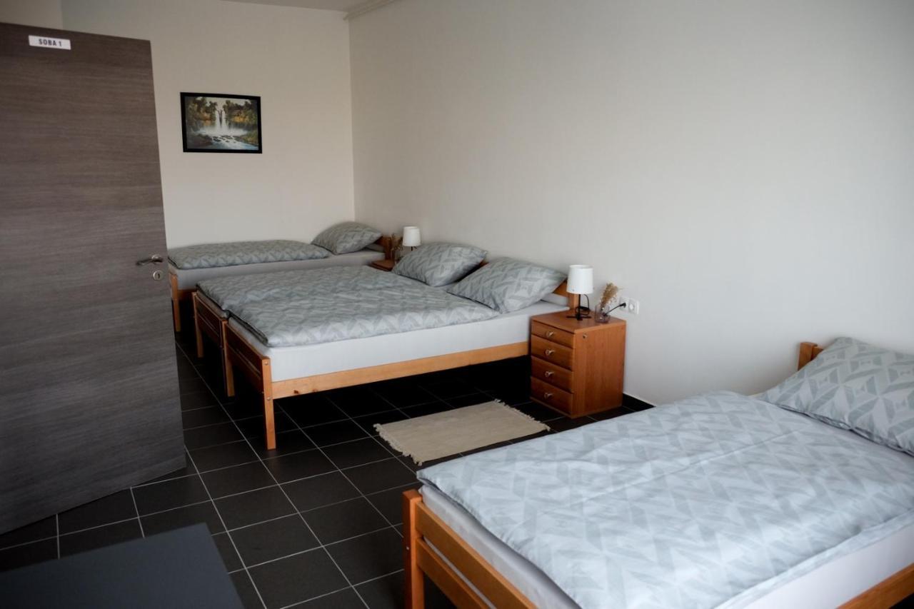 Apartman Erik Pozega Exteriör bild