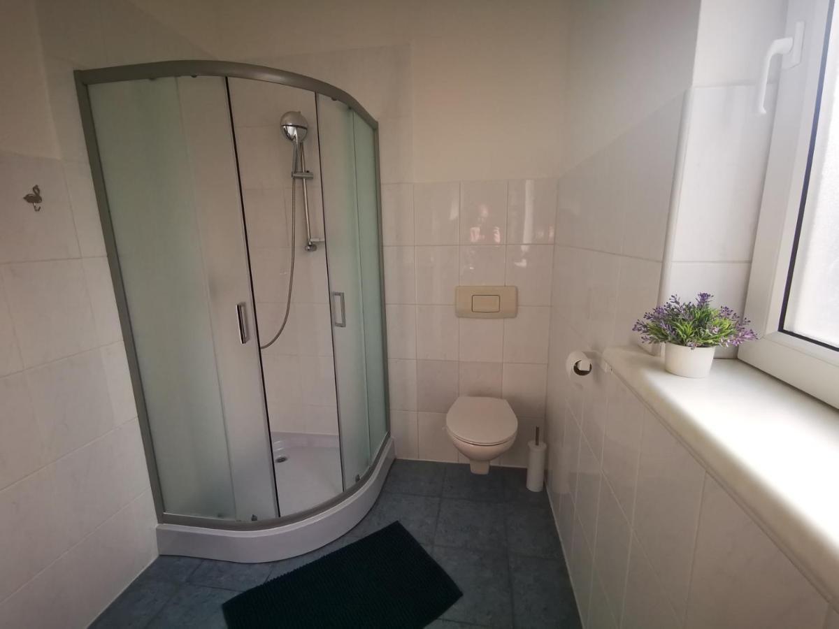 Apartman Erik Pozega Exteriör bild